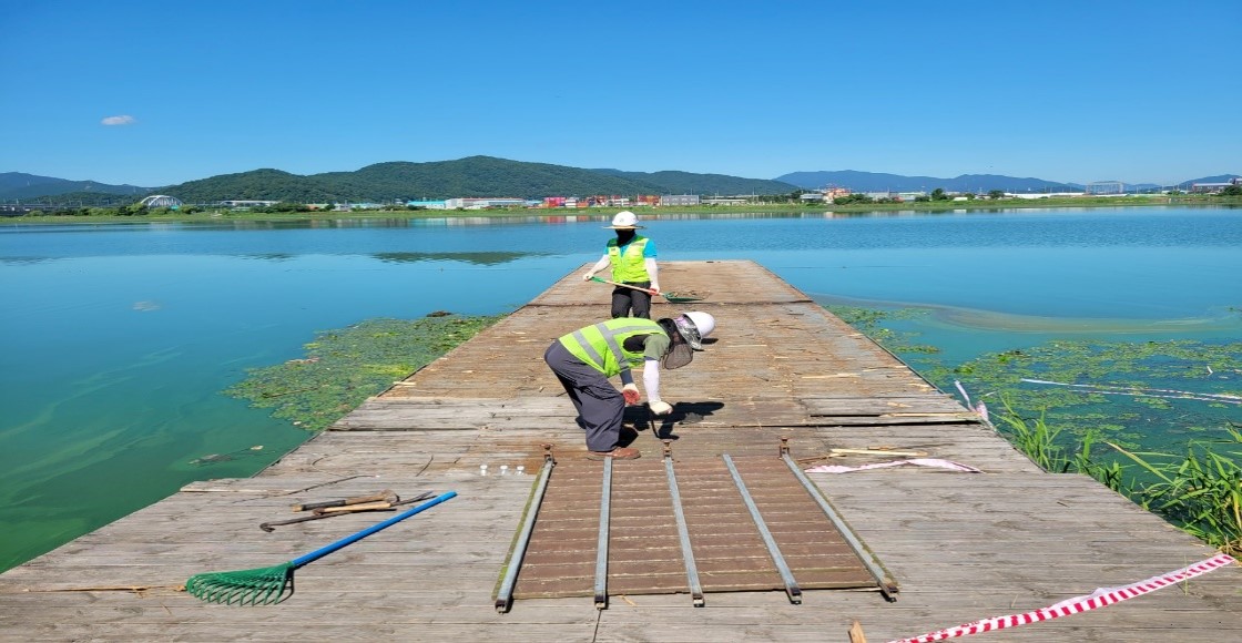 계류시설 A-1 상부 데크철거1